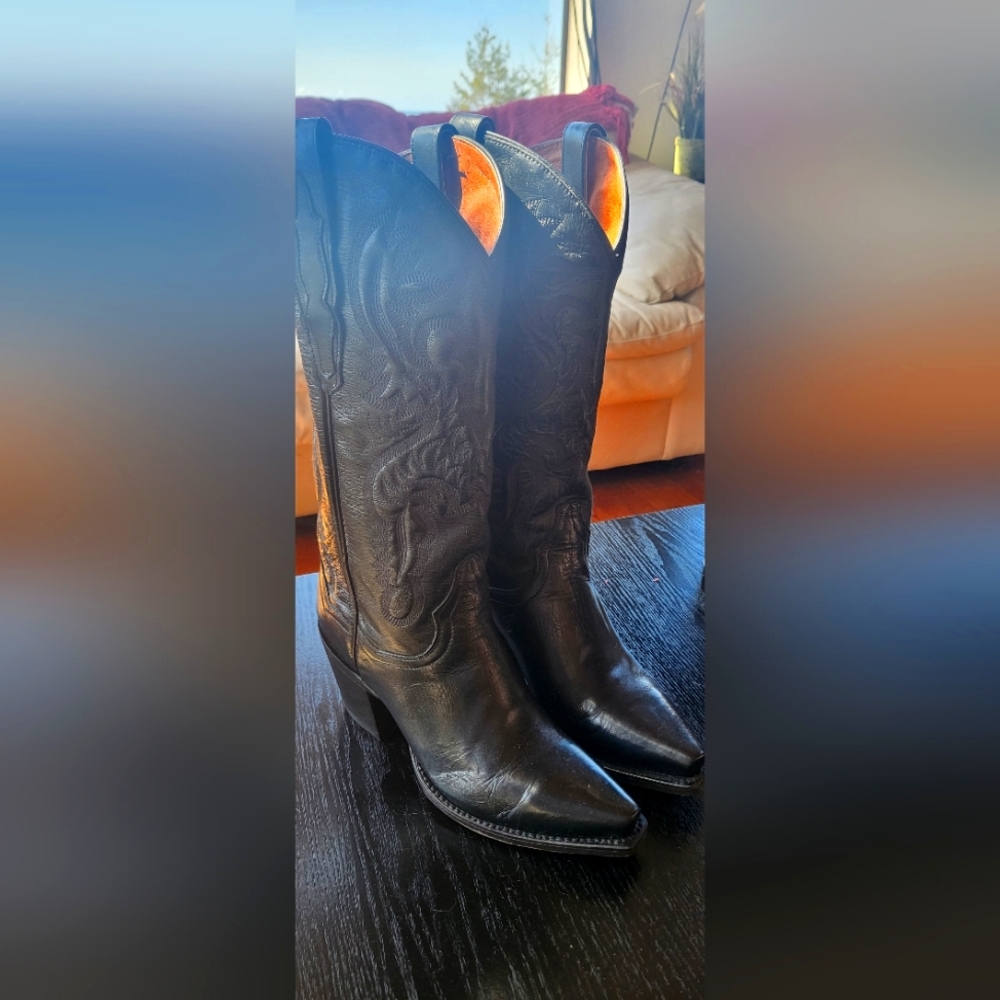 Womens Dan Post Cowboy Boots